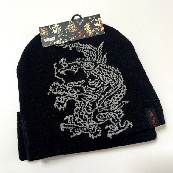 Ed Hardy Skull & Dragon Beanie Set 2-Pack Knit Black Embroidered Logo Hat NWT - Picture 3 of 5